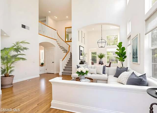 Property at 1034 Lambourne Pl, Oak Park, CA 91377, 5 beds, 4.5 baths