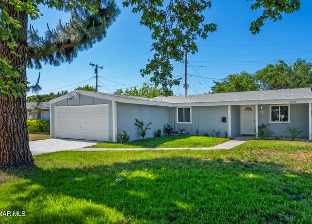 Property at 19224 Newhouse St, Canyon Country, CA 91351, 3 beds, 1.5 baths