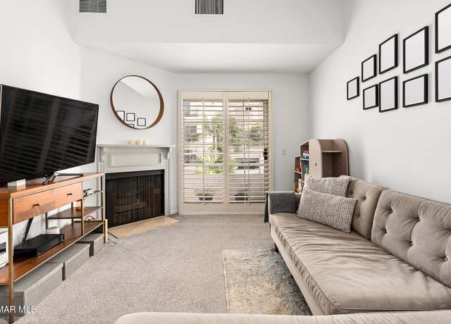 Property at 1733 Malcolm Ave #2, CA 90024, 2 beds, 2.5 baths
