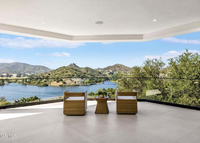 Property at 118 Giles Rd, Lake Sherwood, CA 91361, 5 beds, 8 baths