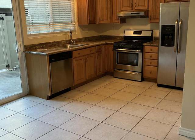 Property at 463 Serento Cir, Thousand Oaks, CA 91360, 3 beds, 1.5 baths
