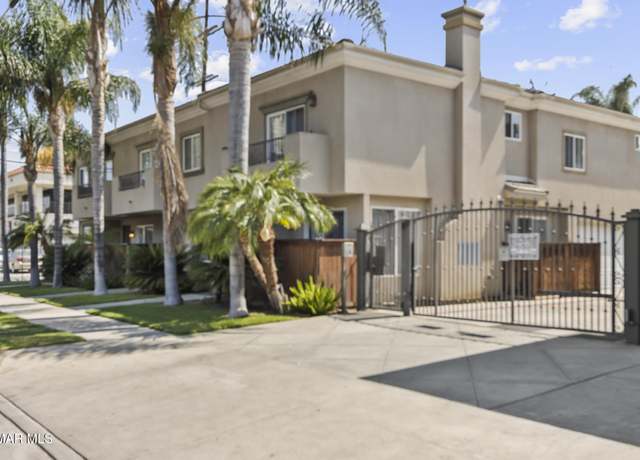 Property at 7132 Farralone Ave #206, Canoga Park, CA 91303, 4 beds, 2.5 baths