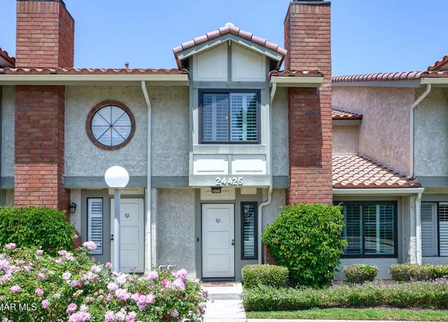 Property at 24425 Vanowen St #82, West Hills, CA 91307, 2 beds, 3 baths