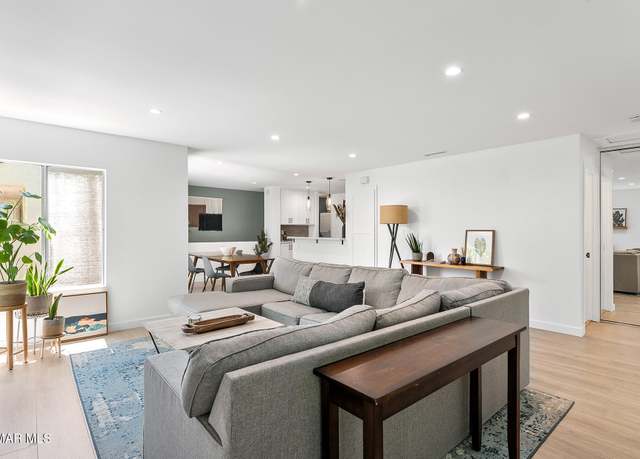 Property at 647 Via Colinas, Thousand Oaks, CA 91362, 2 beds, 2 baths