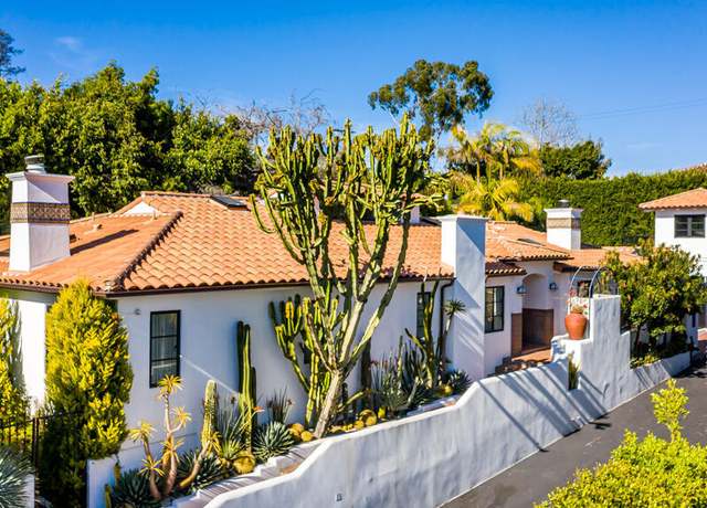 Property at 162 N Carmelina Ave, CA 90049, 4 beds, 5 baths