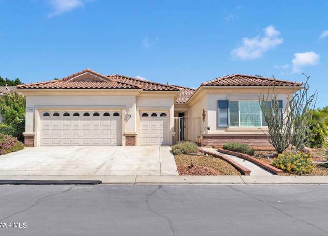 Property at 19390 Galloping Hill Rd, Apple Valley, CA 92308, 2 beds, 2.5 baths