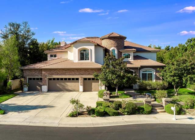 Property at 11275 Watson Dr, Moorpark, CA 93021, 5 beds, 5.5 baths