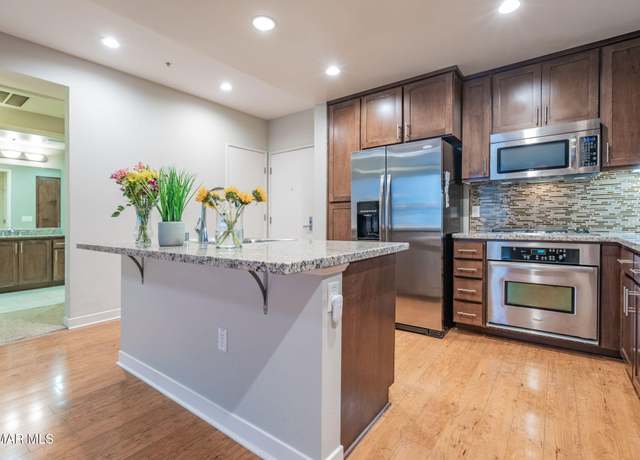 Property at 21301 Erwin St #321, Woodland Hills, CA 91367, 2 beds, 2 baths