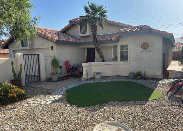 Property at 52700 Avenida Martinez, La Quinta, CA 92253, 3 beds, 3 baths