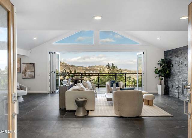 Property at 54 Saddlebow Rd, Bell Canyon, CA 91307, 5 beds, 3.5 baths