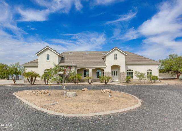 Property at 32397 Elsinore Heights Dr, Wildomar, CA 92595, 4 beds, 3.5 baths