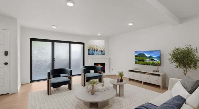 Photo of 10009 Topanga Canyon Blvd #7, Chatsworth, CA 91311