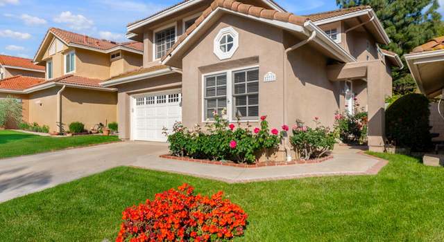 Photo of 233 Valero Cir, Oak Park, CA 91377