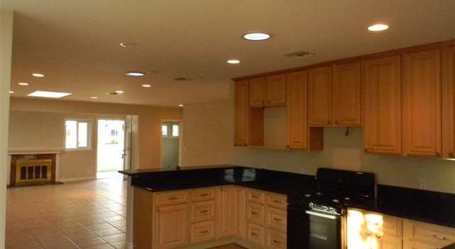 Photo of 22040 Covello St, Canoga Park, CA 91303