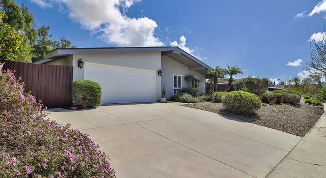 Photo of 557 E Gainsborough Rd, Thousand Oaks, CA 91360