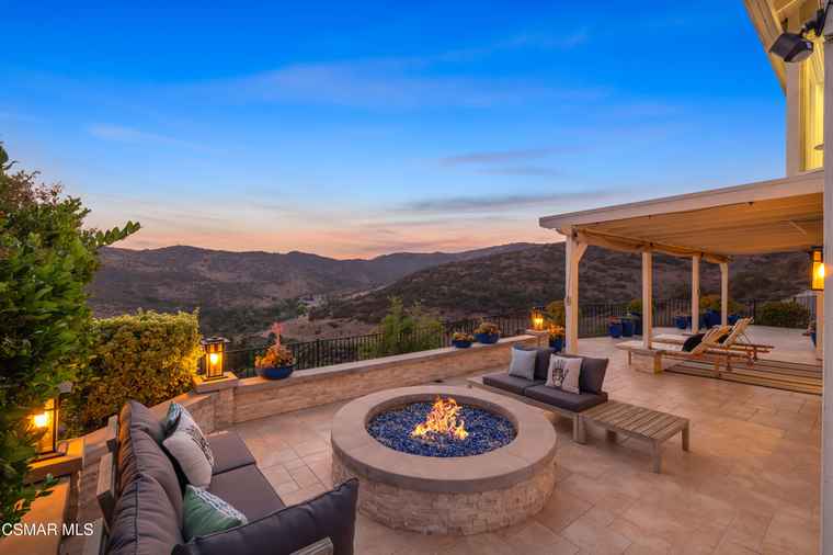 Photo of 1660 Valecroft Ave Westlake Village, CA 91361