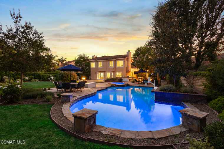Photo of 5011 Carthage Way Oak Park, CA 91377