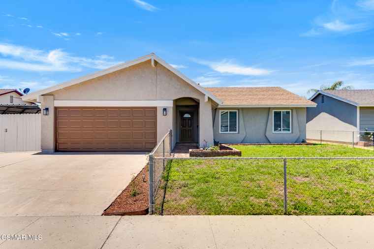 Photo of 2265 Miramonte Dr Oxnard, CA 93036