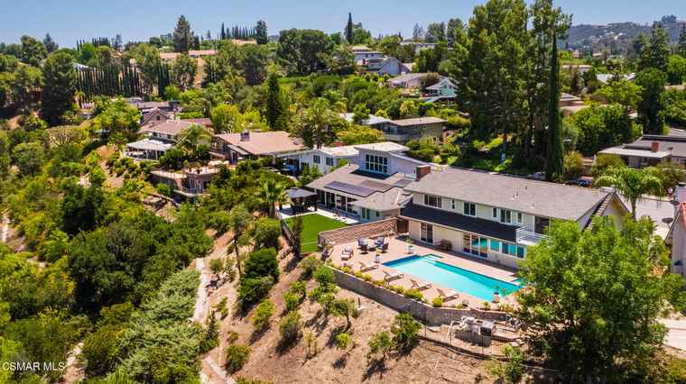 Photo of 22957 De Kalb Dr Calabasas, CA 91302