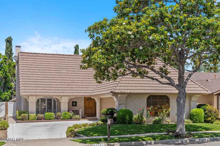 Photo of 13701 Typee Way Irvine, CA 92620