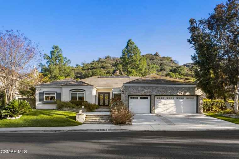 Photo of 32766 Barrett Dr Westlake Village, CA 91361
