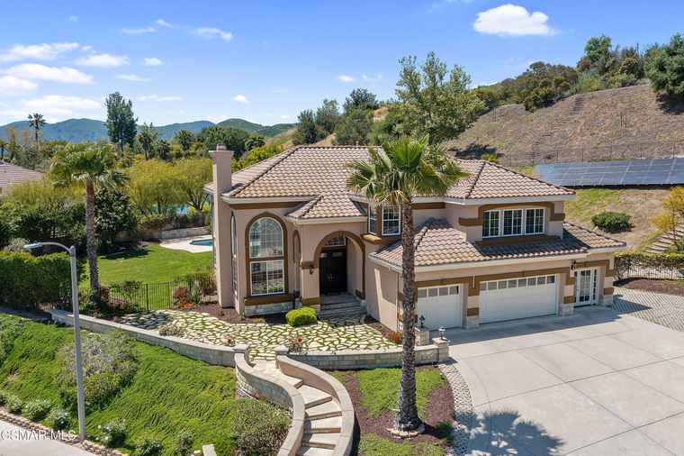 Photo of 3863 Marks Rd Agoura Hills, CA 91301