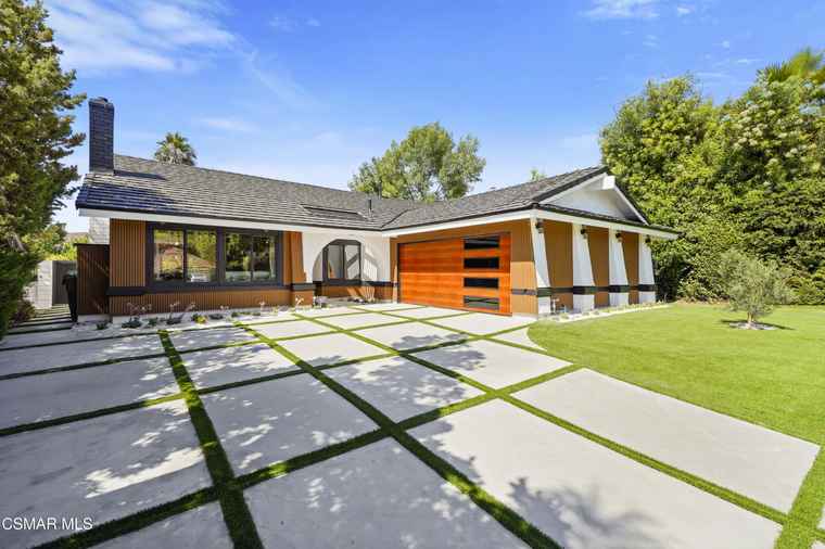 Photo of 28719 Aries St Agoura Hills, CA 91301