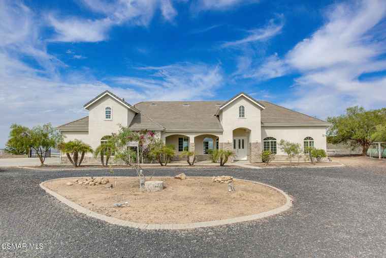 Photo of 32397 Elsinore Heights Dr Wildomar, CA 92595