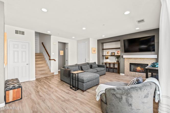 house on the hill ギンガムロンパース Exclusive – Storied Upper East Side Carriage House Is Listed
