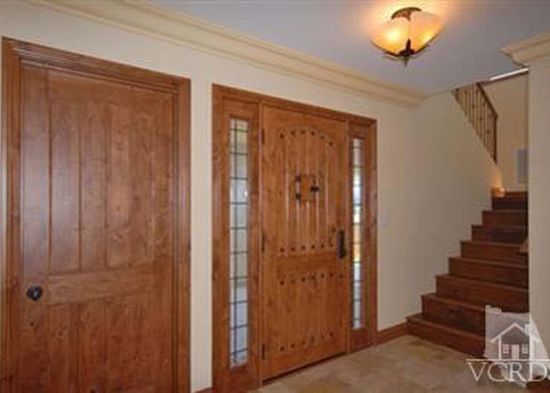 396 Manzanita Ave, Ventura, CA 93001
