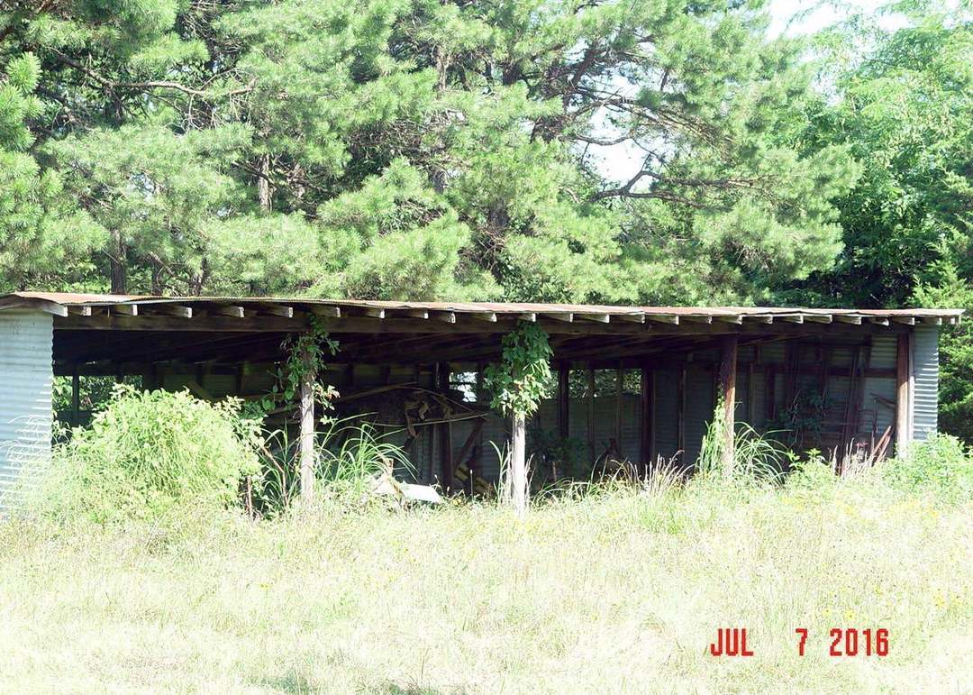 8228 N highway 59