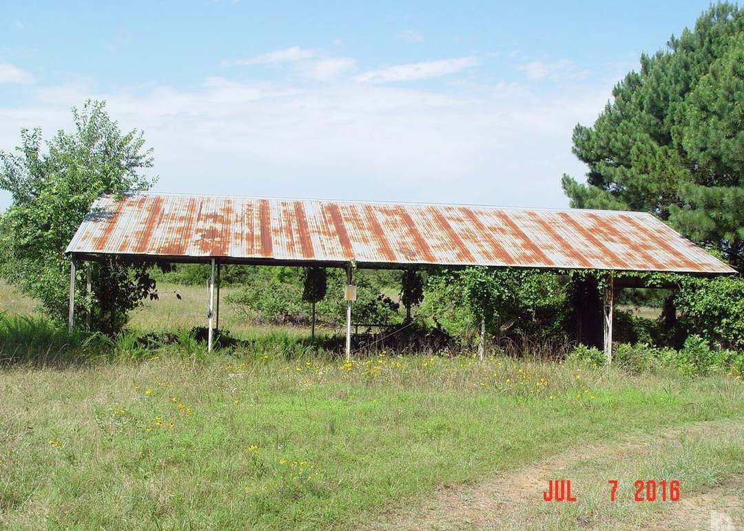 8228 N highway 59