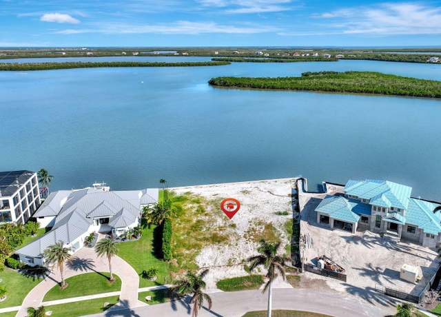 Property at 995 Caxambas Dr, Marco Island, FL 34145