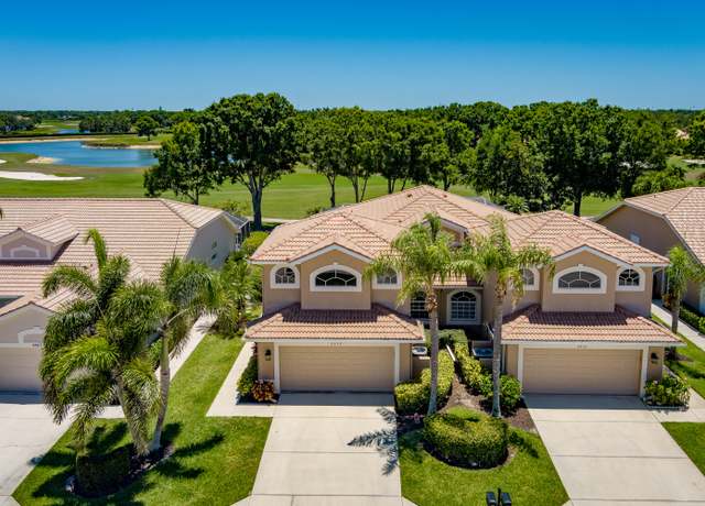 Property at 6659 Castlelawn Pl, Naples, FL 34113, 3 beds, 3 baths