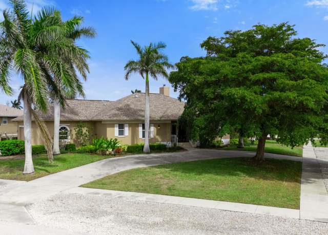 Property at 381 Worthington St, Marco Island, FL 34145, 3 beds, 2 baths