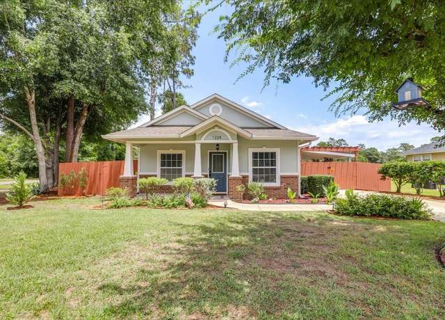Property at 1224 Athens Ct, Tallahassee, FL 32305, 3 beds, 2 baths