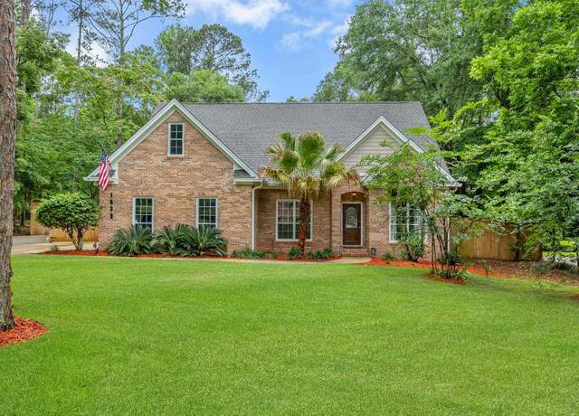 Property at 1639 Chadwick Way, Tallahassee, FL 32312, 5 beds, 3 baths