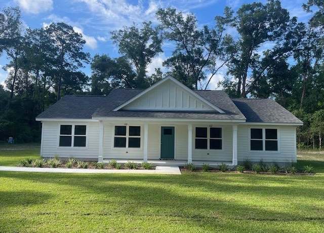 Property at 21 Appaloosa Rd, Crawfordville, FL 32327, 4 beds, 2 baths