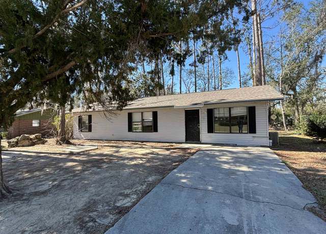 Property at 303 Sandra St, Perry, FL 32348, 4 beds, 2 baths