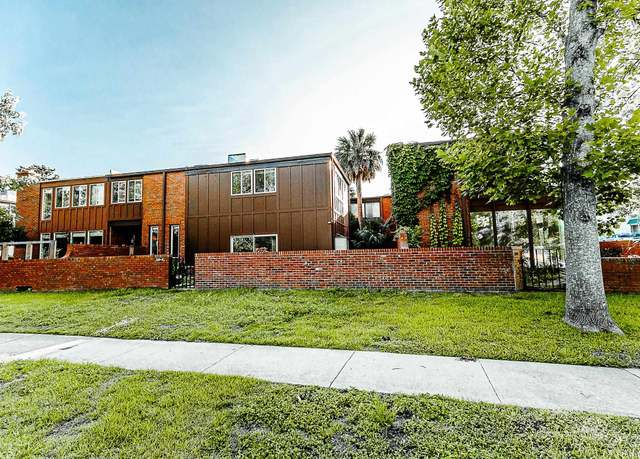Property at 220 Belmont Rd #3, Tallahassee, FL 32301, 3 beds, 2.5 baths