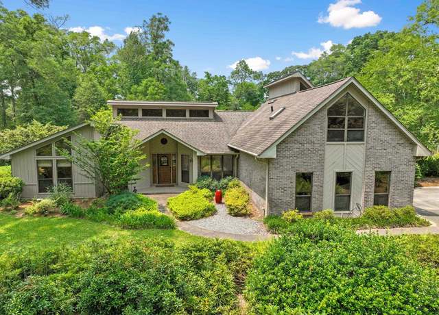 Property at 1305 Shady Rest Rd, Havana, FL 32333, 5 beds, 4 baths