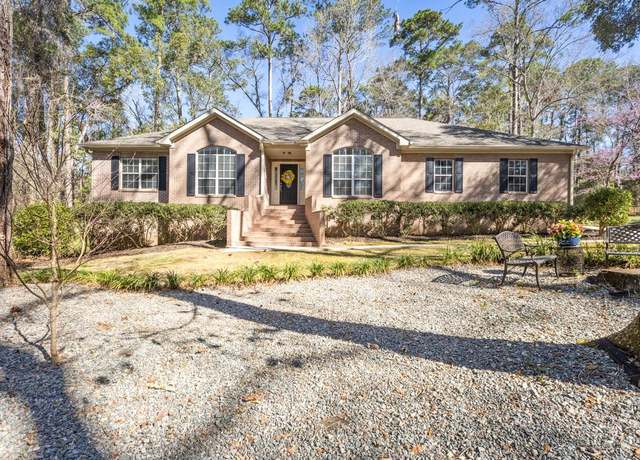 Property at 344 Anton Dr, Tallahassee, FL 32312, 3 beds, 2 baths