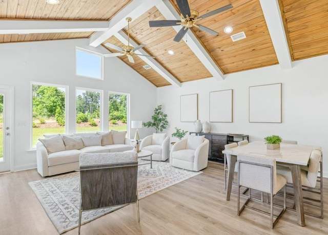 Property at 8372 Bull Headley Rd, Tallahassee, FL 32312, 4 beds, 3.5 baths