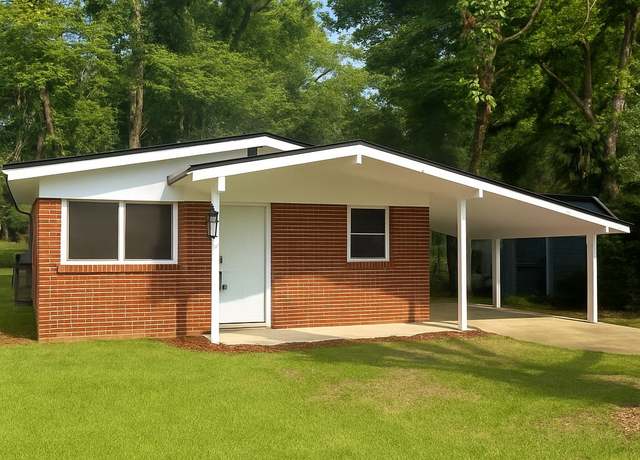Property at 805 Jacqueline Ln, Leon, FL 32304, 3 beds, 1 bath