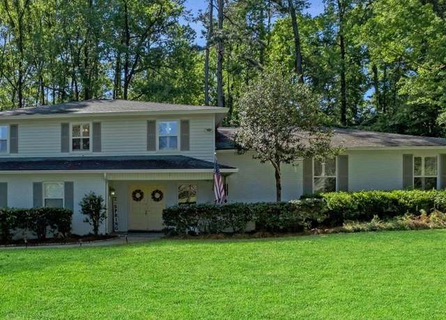 Property at 2825 Roscommon Dr, Tallahassee, FL 32309, 4 beds, 2.5 baths