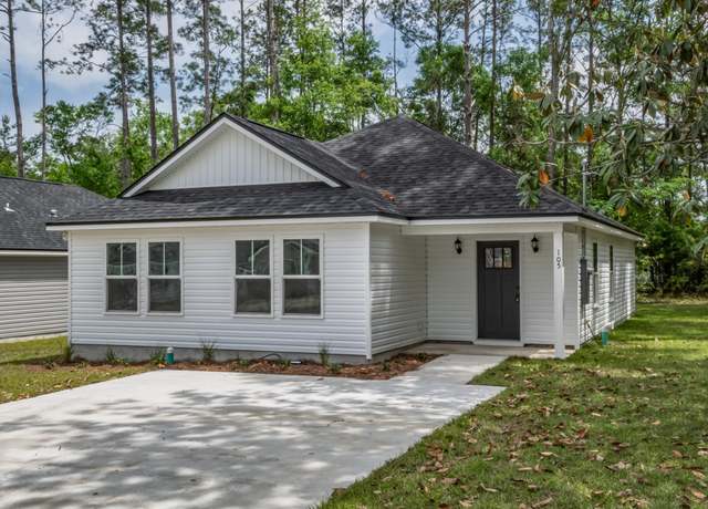 Property at 105 Shar-mel-re Ln, Crawfordville, FL 32327, 4 beds, 2 baths