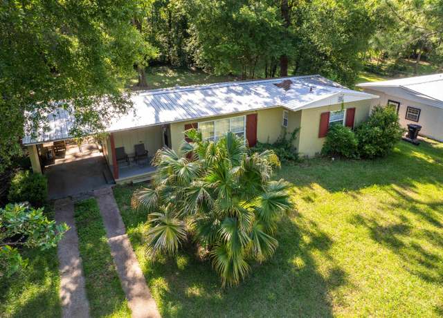 Property at 2311 Pontiac Dr, Tallahassee, FL 32301, 3 beds, 1 bath