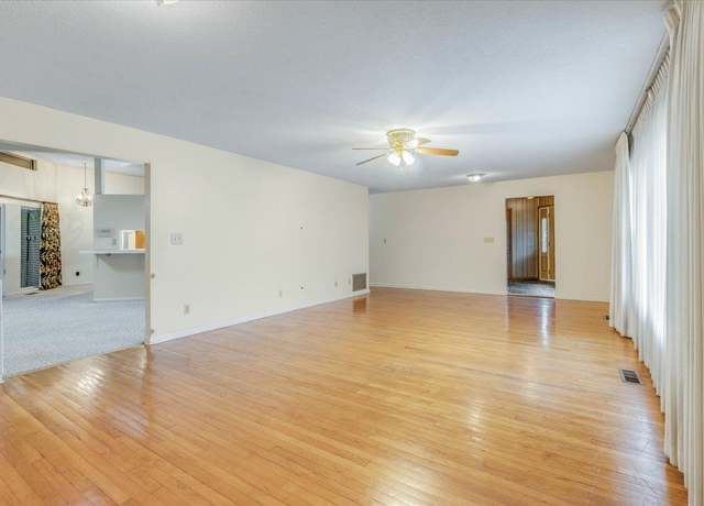 Property at 2514 Lindsey Ct, Tallahassee, FL 32310, 4 beds, 2.5 baths