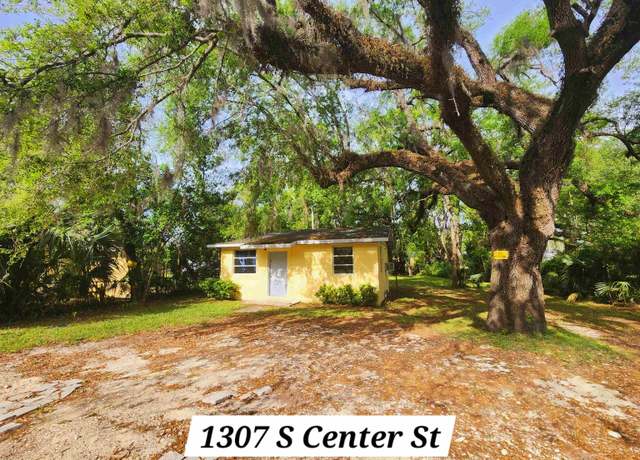 Property at 1124 S Orange St, Perry, FL 32348, 2 beds, 1 bath