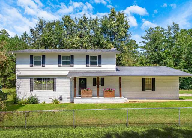 Property at 120 China Doll Dr, Tallahassee, FL 32312, 4 beds, 2.5 baths
